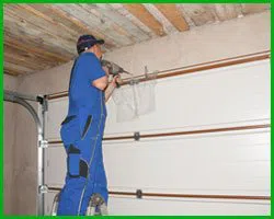 Master Garage Door Service Wilsonville, OR 503-766-3283 - sidebar-emergency-t-07-gr-19m